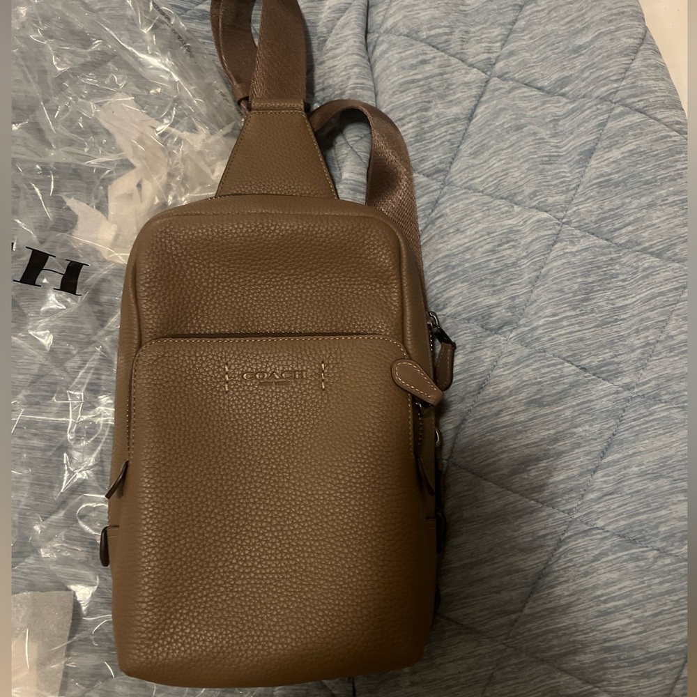 Coach Gotham Crossbody Bag Taupe Pebble Leather Like New Women's Shoulder Bag